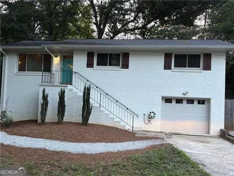 3424 Shawnee Trl SE, Smyrna, GA 30080