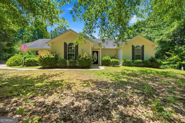 85 Five Oaks Dr, Covington, GA 30014