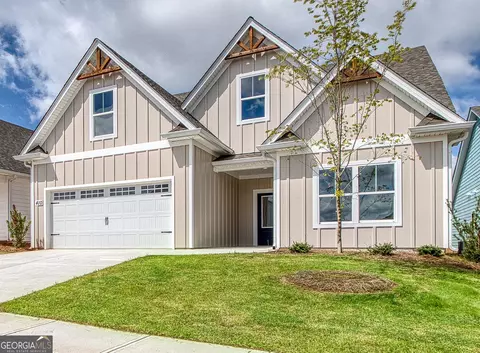410 Redhaven Dr, Senoia, GA 30276