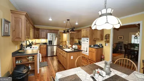 Kitchen - 434 Sunset Ct, Jasper, GA 30143 photo 3 of 3