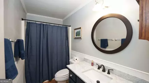 Bath - 434 Sunset Ct, Jasper, GA 30143 photo 3 of 4