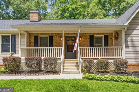 Exterior - 275 Pine Tree Ln, Mcdonough, GA 30252 photo 3 of 9