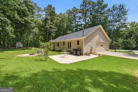 Exterior - 275 Pine Tree Ln, Mcdonough, GA 30252 photo 6 of 9