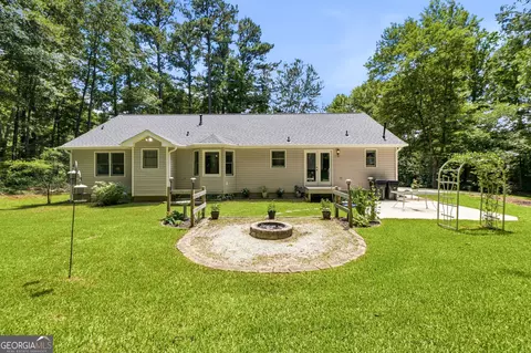 Exterior - 275 Pine Tree Ln, Mcdonough, GA 30252 photo 8 of 9