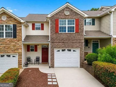 226 Derby Ct, Acworth, GA 30102