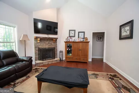 Living - 116 Wilson Creek Dr, Lagrange, GA 30240 photo 1 of 2