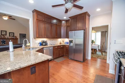 Kitchen - 116 Wilson Creek Dr, Lagrange, GA 30240 photo 1 of 6