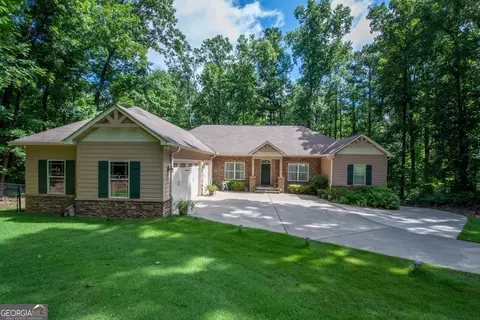 Exterior - 116 Wilson Creek Dr, Lagrange, GA 30240 photo 3 of 16