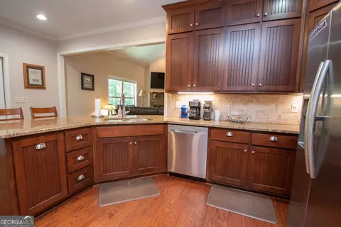 Kitchen - 116 Wilson Creek Dr, Lagrange, GA 30240 photo 5 of 6
