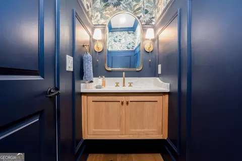 Bath - 701 Northside Ln, Canton, GA 30115 photo 3 of 3