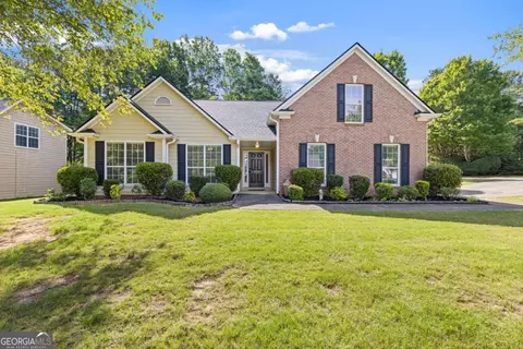 1755 Charleston Oak Cir, Lawrenceville, GA 30043