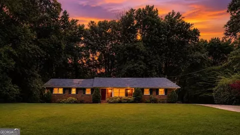1119 Macland Rd, Dallas, GA 30132