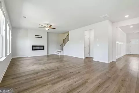 Living - 417 Sawmill Trce, Hampton, GA 30228 photo 5 of 5