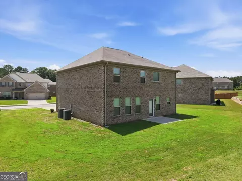 Exterior - 417 Sawmill Trce, Hampton, GA 30228 photo 5 of 7