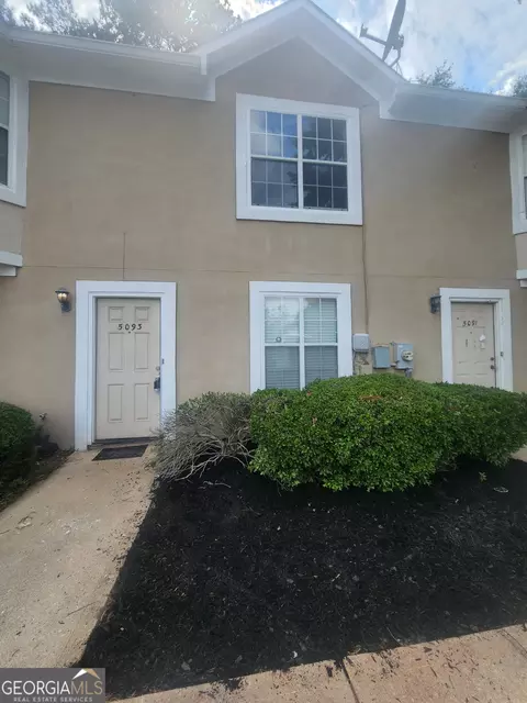 5093 Chupp Way Cir, Lithonia, GA 30038