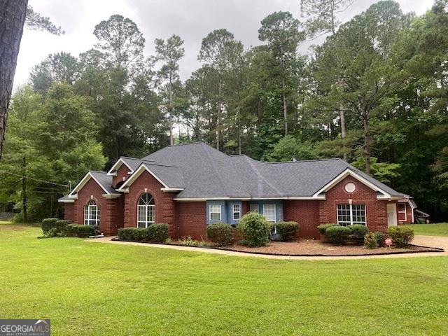 1697 N 11th Ct, Lanett, AL 36863