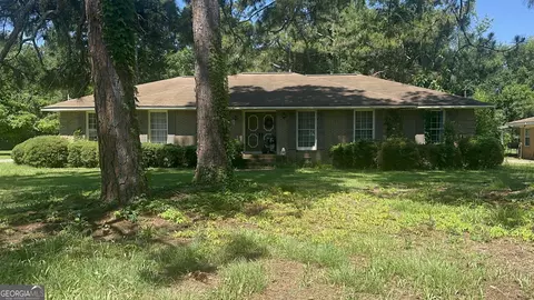 615 Forrest Dr, Fort Valley, GA 31030