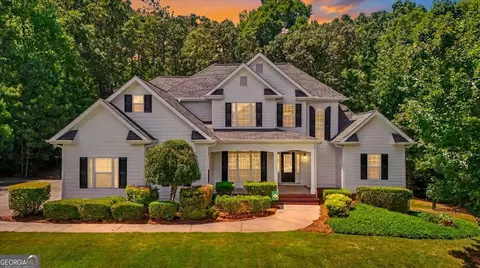 7409 Holly Berry Ln, Winston, GA 30187