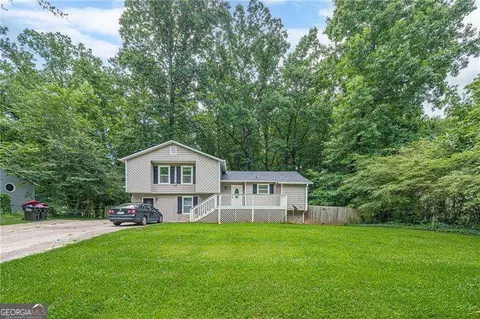 3182 Carmel Dr, Douglasville, GA 30135
