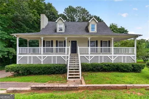 279 Maplewood Ln, Acworth, GA 30101
