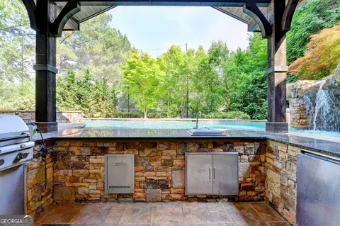 Exterior - 8130 Formby Ct, Duluth, GA 30097 photo 7 of 27