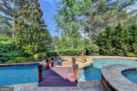 Exterior - 8130 Formby Ct, Duluth, GA 30097 photo 14 of 27