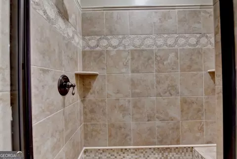 Bath - 8130 Formby Ct, Duluth, GA 30097 photo 8 of 16