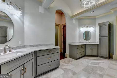 Bath - 8130 Formby Ct, Duluth, GA 30097 photo 6 of 16