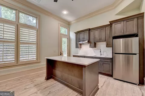 Kitchen - 8130 Formby Ct, Duluth, GA 30097 photo 12 of 15