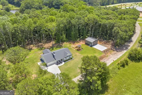 1025 Dewey Rd, Statham, GA 30666