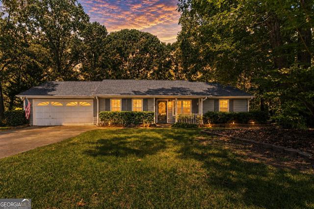165 Lazy Hollow Ln, Covington, GA 30016