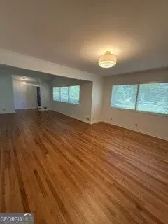 Living - 111 Roberson St, Dublin, GA 31021 photo 4 of 4