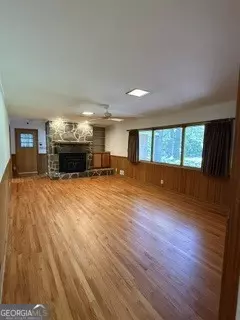 Living - 111 Roberson St, Dublin, GA 31021 photo 1 of 4