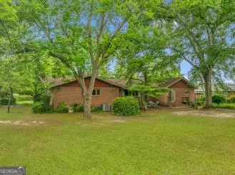 Exterior - 111 Roberson St, Dublin, GA 31021 photo 3 of 4