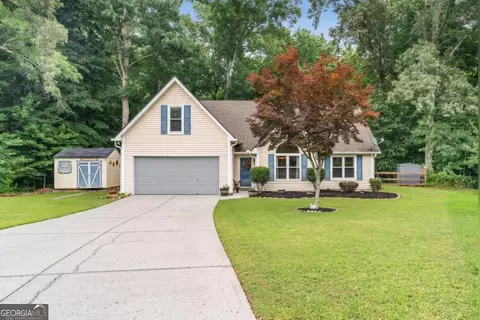 27 Otter Ln, Hoschton, GA 30548