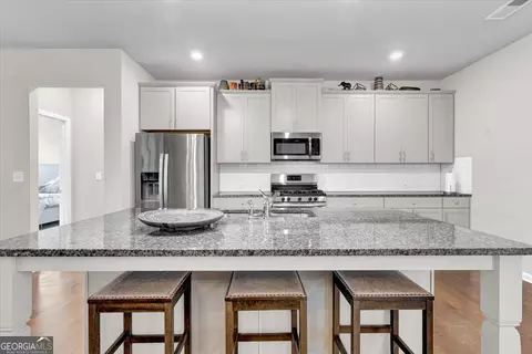 Kitchen - 810 Codex Dr, Fairburn, GA 30213 photo 4 of 4