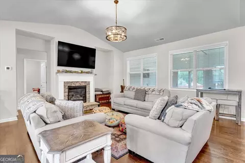 Living - 810 Codex Dr, Fairburn, GA 30213 photo 1 of 1