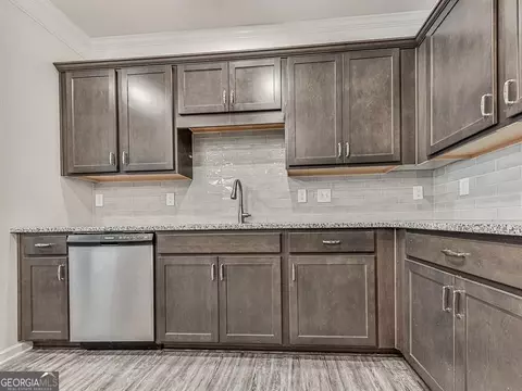 Kitchen - 14 Kane Dr, Jasper, GA 30143 photo 4 of 6