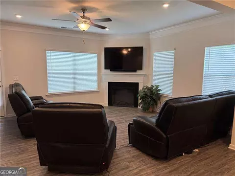 Living - 14 Kane Dr, Jasper, GA 30143 photo 1 of 3