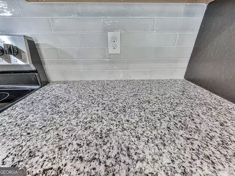 Kitchen - 14 Kane Dr, Jasper, GA 30143 photo 6 of 6