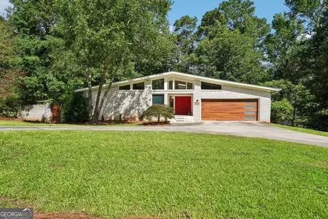 2018 Glacier Dr, Stone Mountain, GA 30087