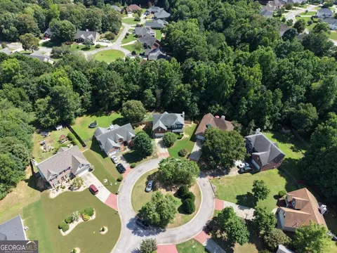 917 Ivy Brook Ct, Mcdonough, GA 30253