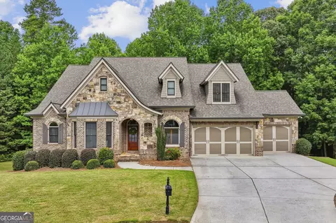 963 Garner Creek Dr SW, Lilburn, GA 30047