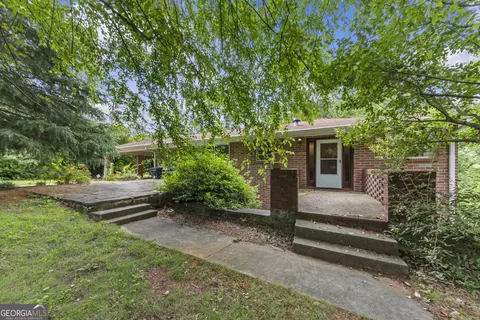 679 New Hope Rd, Lawrenceville, GA 30046