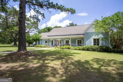 118 Sunrise Dr, Eufaula, AL 36027