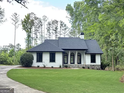 125 Wisteria Ct, Tyrone, GA 30290