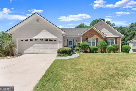 3322 Barry Ln, Gainesville, GA 30506