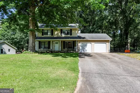3129 N Woods Trl, Douglasville, GA 30135