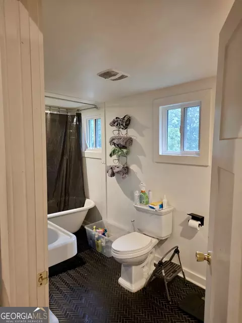 Bath - 5 Spruce St, Porterdale, GA 30014 photo 3 of 3