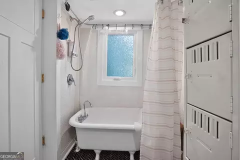 Bath - 5 Spruce St, Porterdale, GA 30014 photo 1 of 3